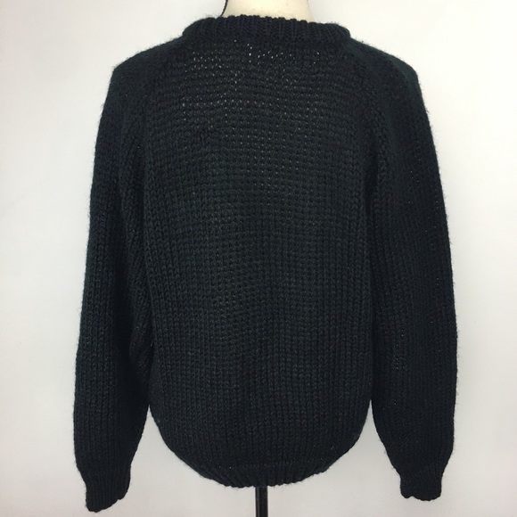 Vintage 80's Forum sweater with leather accents! - Picture 3 of 6